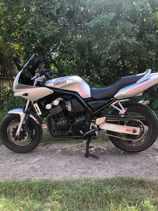 Yamaha FZS600 Fazer