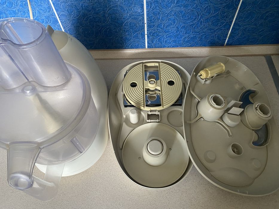 Кухонный комбайн Kaleobox с насадками