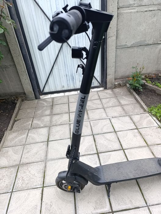 E-Scooter Bluewheel IX250