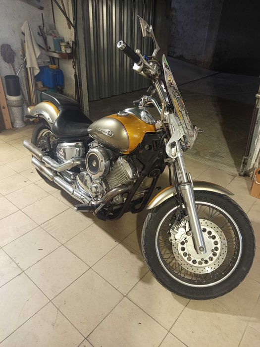 Vendo moto Yamaha 1100 dragstar