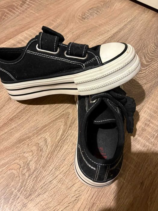 Buty Hello Kitty rozmiar 37