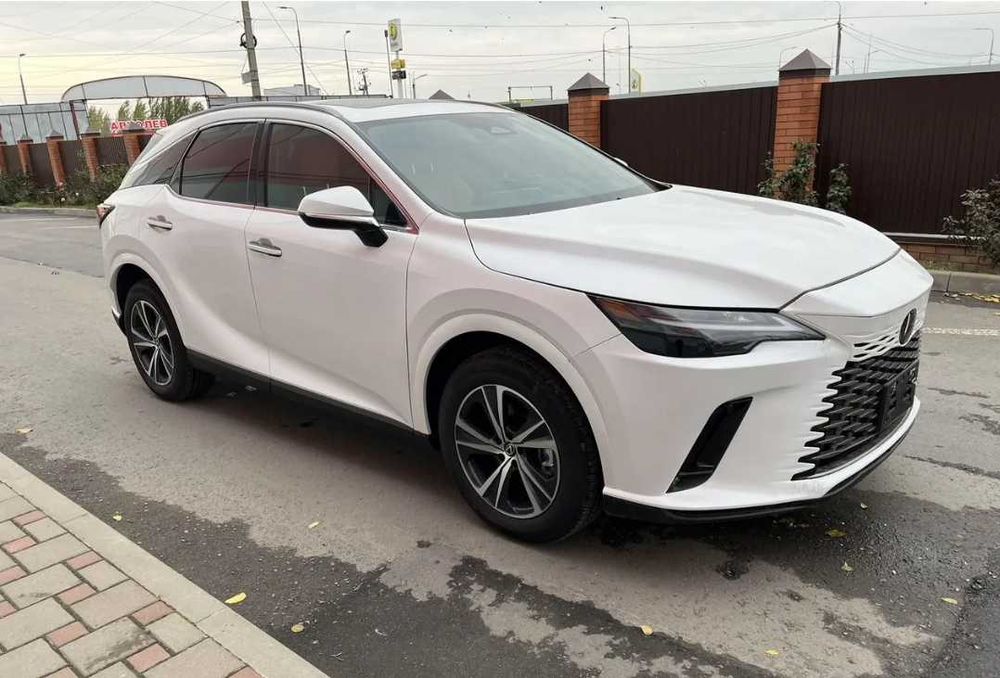 Lexus RX 2.5 Hybrid, 2023