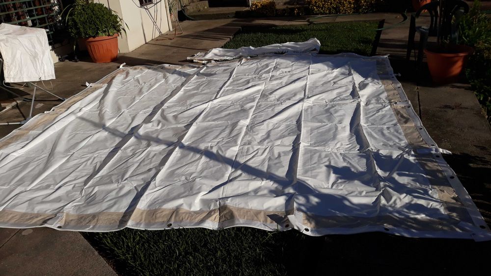 2 Toldos cor creme - novos