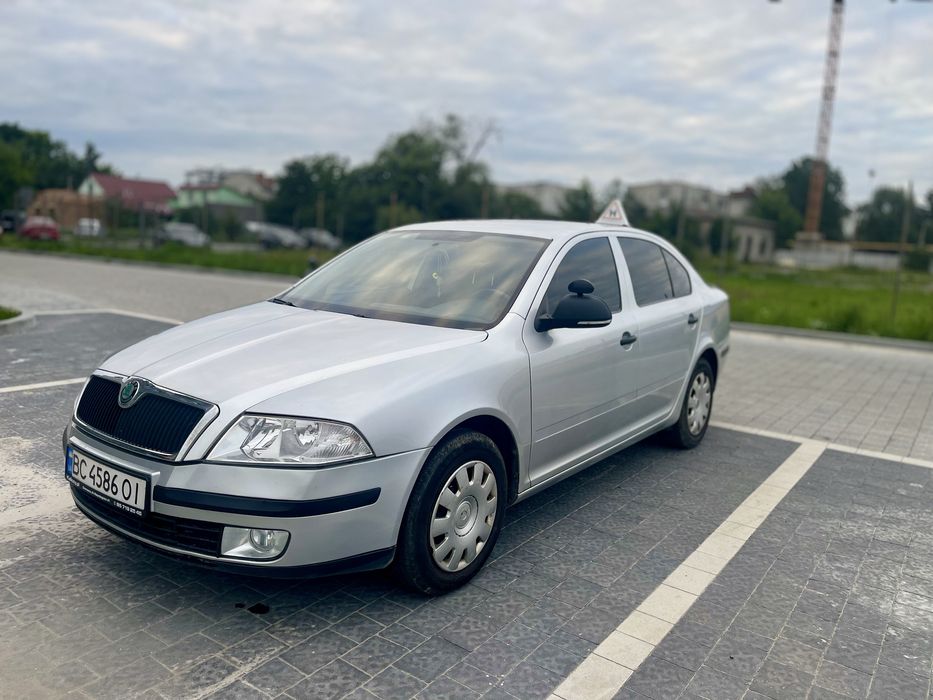 Уроки водіння, автоінструктор.