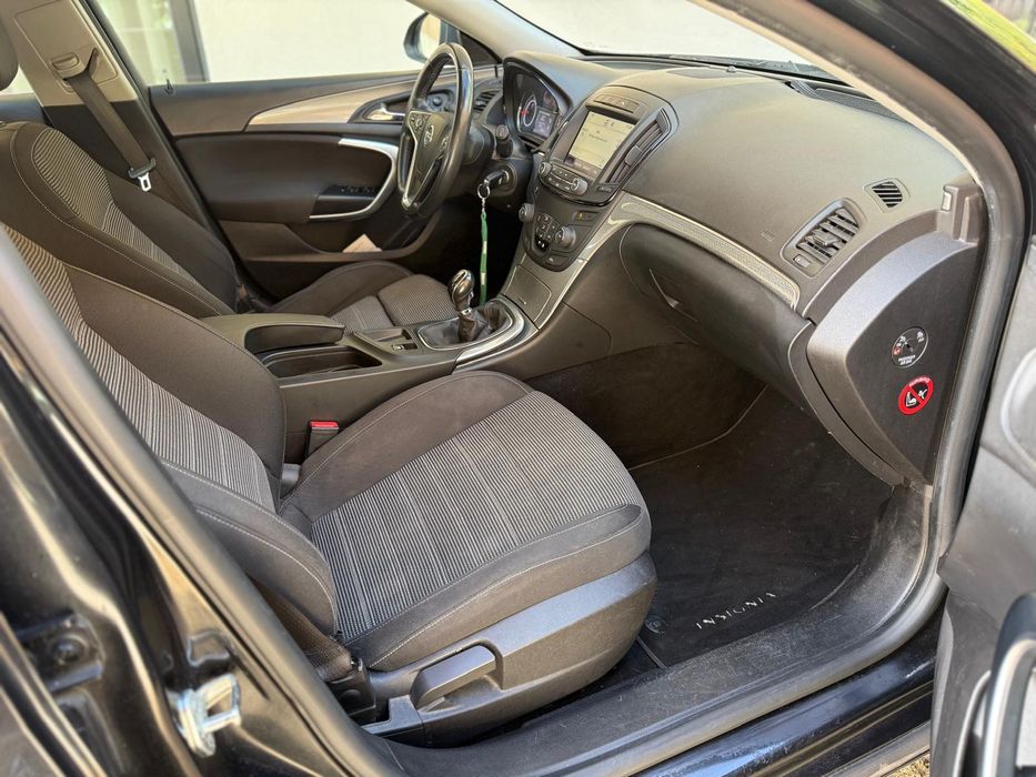 Opel Insígnia SW 2.0 CDTi  2014 
NACIONAL
140CV
2014

Viatura e