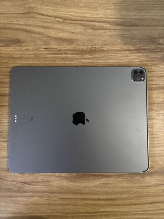 iPad Pro 2020 (512GB, 4. Generacja, Etui + 2 Szkła) Do negocjacji