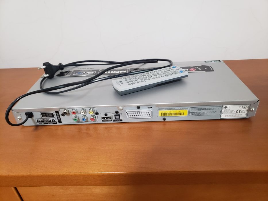 Leitor de DVD LG DVX298H HDMI com comando.