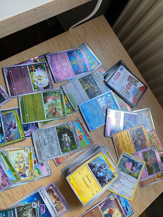 Pokemon TCG Zestaw Kart Holo Reverse + Bulk + Kody