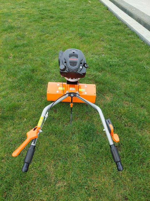 Glebozgryzarka spalinowa