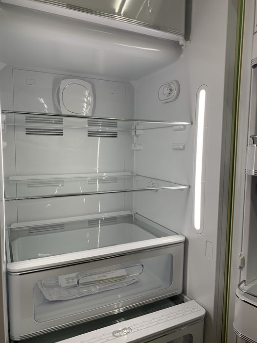 Холодильник Smeg FAB 28