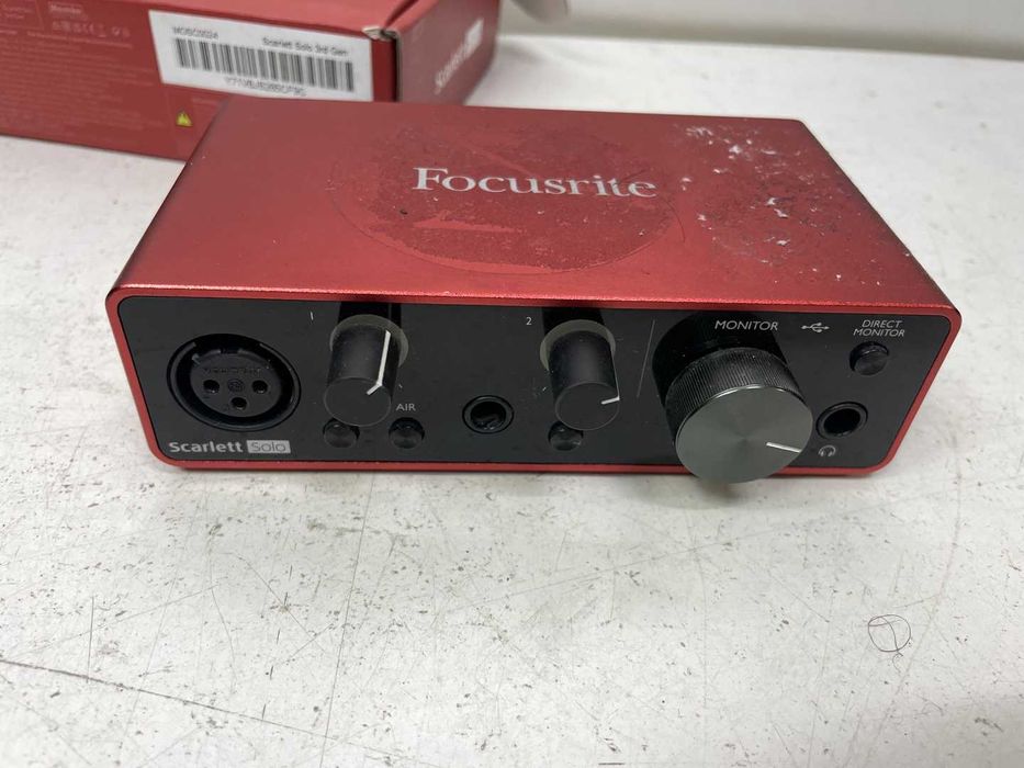 Звукова карта Focusrite Scarlett Solo 3rd Gen аудиоинтерфейс USB-C