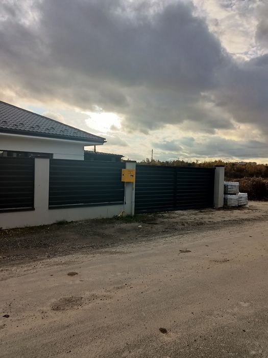 Ділянка Зубра,до кільцевої,під котеджне містечко.Асфальт.