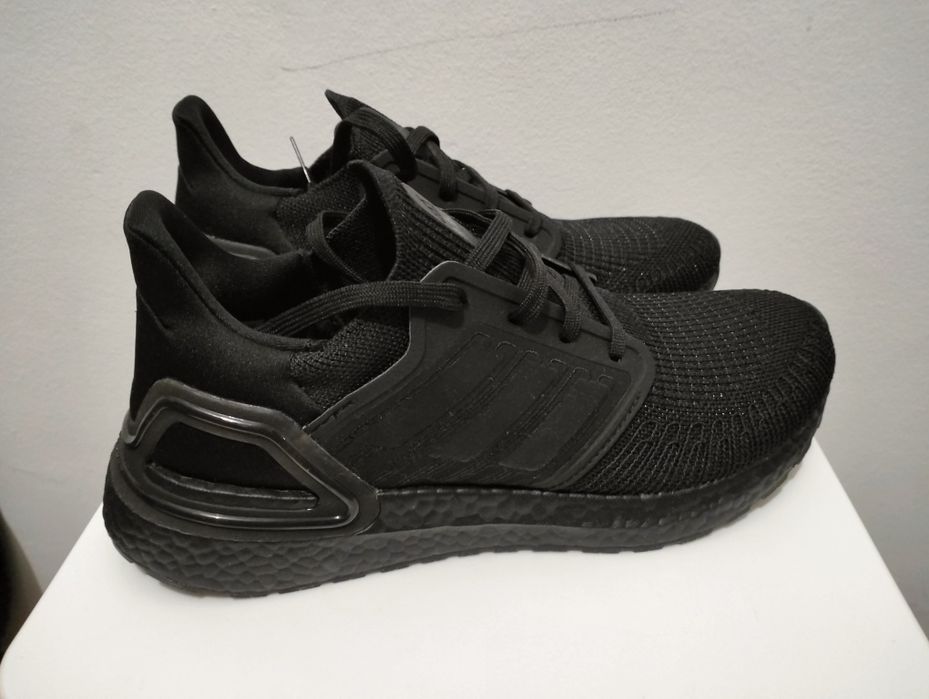 Adidas ultraboost 22 NOVOS*