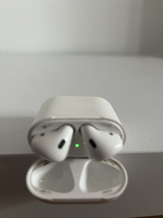 Air pods 1 generacji