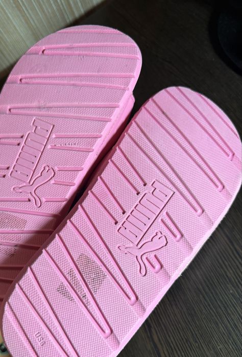 Шльопанці Puma, 38 розмір.