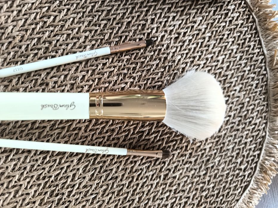 Trzy pędzle GlamBrush nieużywane