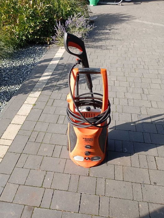 Myjka ciśnieniowa Black decker