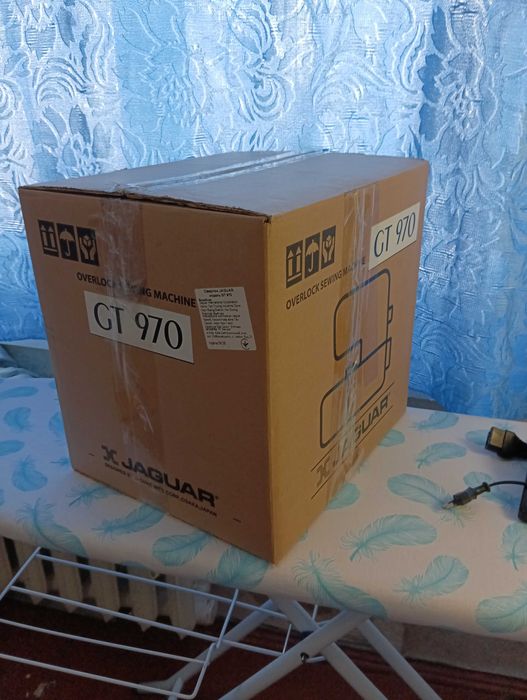 Оверлок Jaguar GT 970 новый