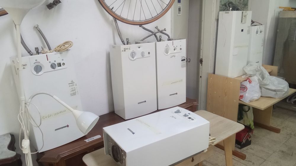 Máquina em cor inox várias
