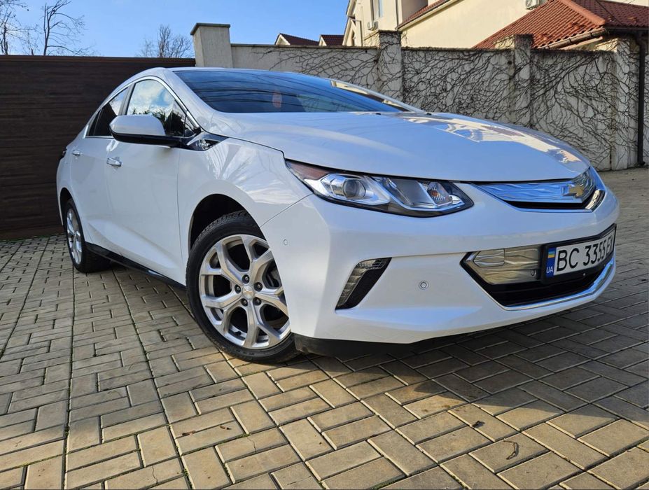 Продам Chevrolet Volt 2016г. Premier