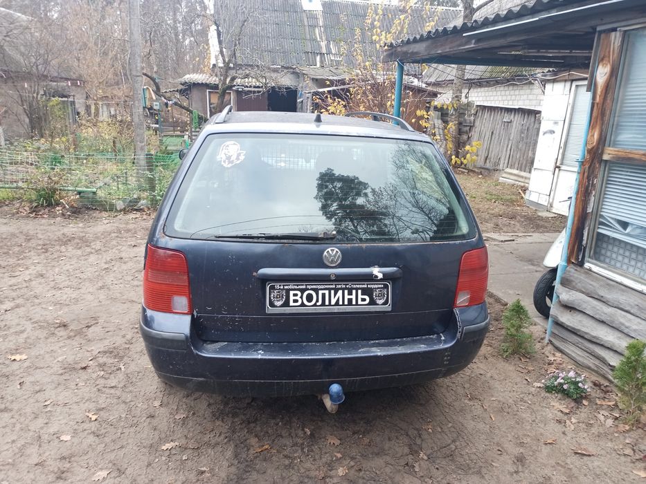 Пасат б5 універсал