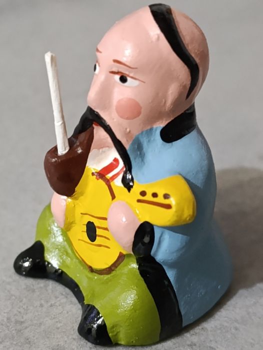 Фигурка КУРИЛЬЩИК с сигаретами