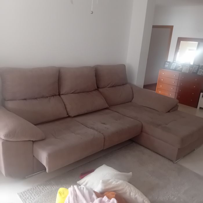 Sofá que faz de cama para sala