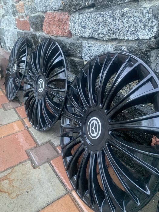 Ковпаки на колеса R15 Mazda