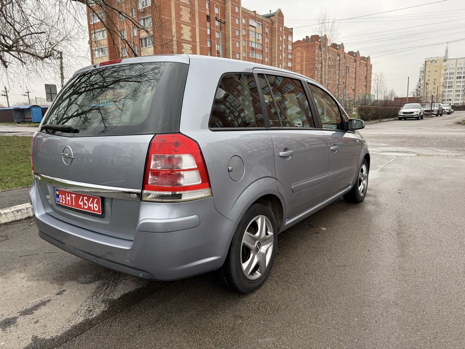 Opel Zafira з Німеччини 7 місць