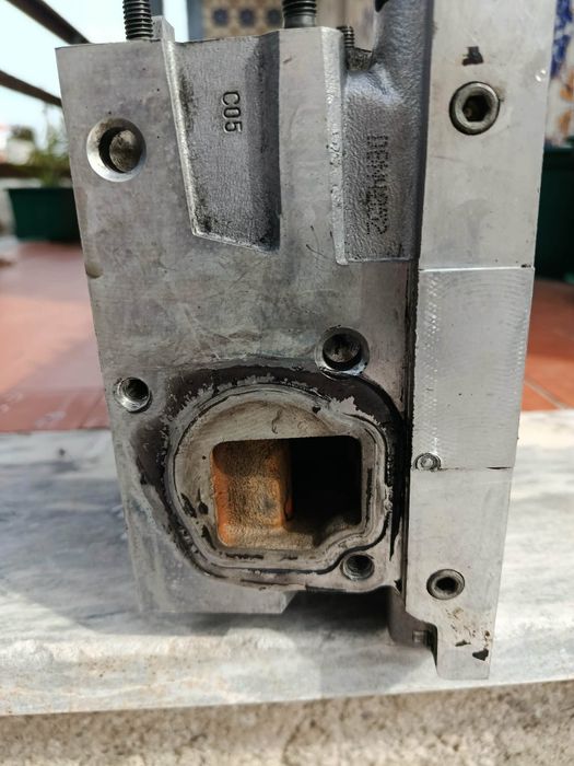 Cabeça motor 1.3 CDTI