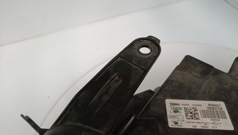 Ótica / farol esquerda DACIA Duster (HM_)