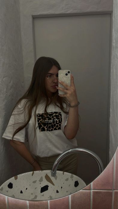 Жіночі футболки по 250грн