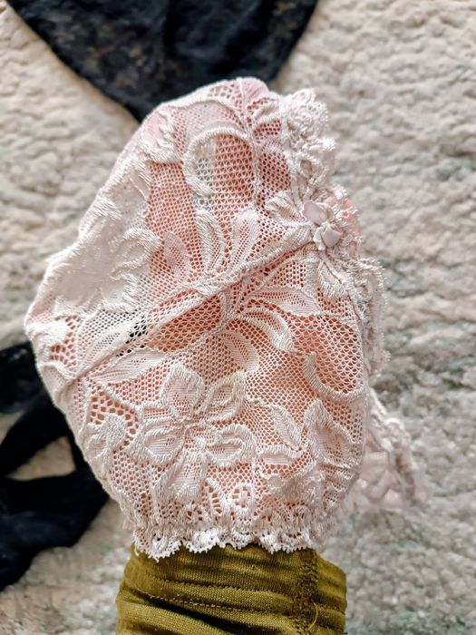 Трусики стринги и простые -кружевные, ажурные. Цена 3 шт-250 грн