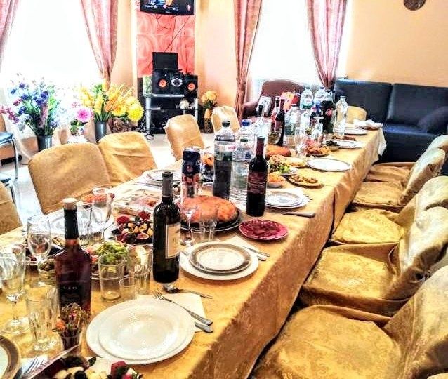 #273 Великий будинок для компаній подобово