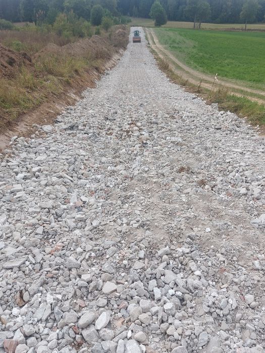 Mulczer leśny wycinka samosiejek melioracje ziemia żwir piasek koparka