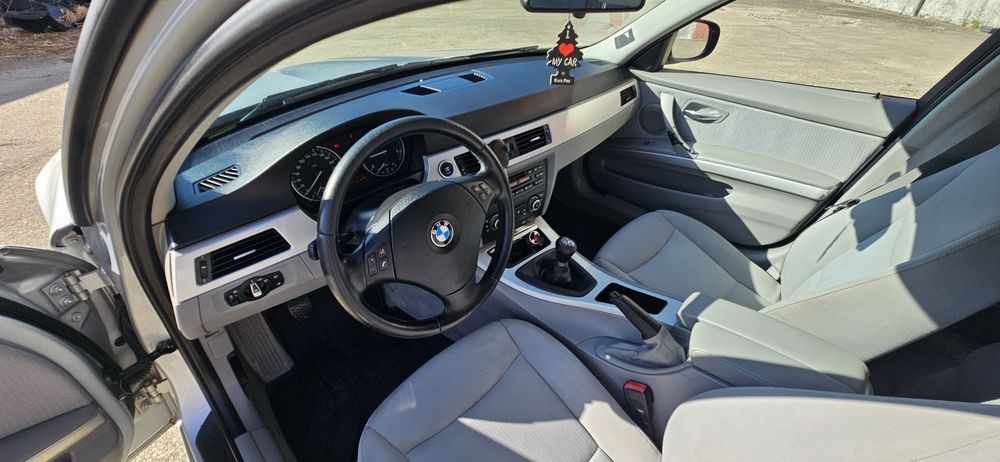BMW 320d Touring 2010 – Revisões na Marca