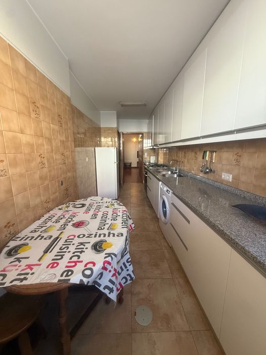 Arrenda-se T2 na Póvoa de Varzim, perto da praia meses de verão