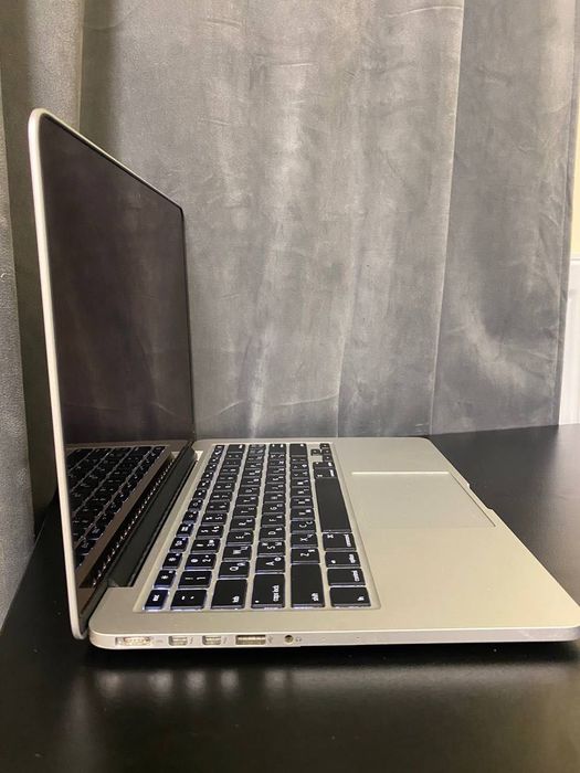 Macbook pro 13 2015 i5 8gb 128gb a1502