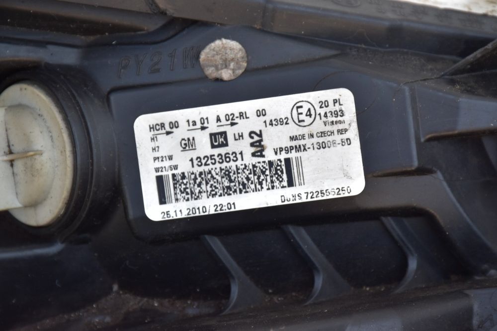Lampa Lewy Przód OPEL MERIVA B 2010-2013R 13253631 UK