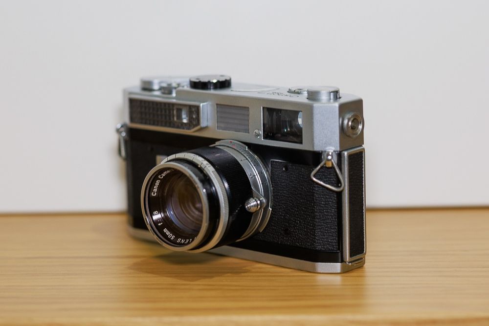 Canon 7 rangefinder + Canon 50mm f/1.8 | Filme 35mm | LTM | Fotómetro