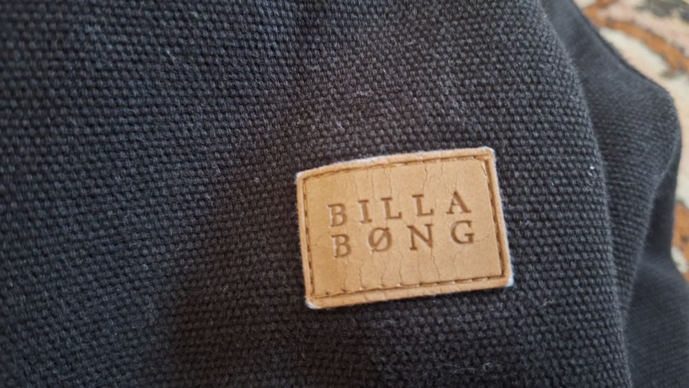 Billabong. Куртка бомбер- худи.