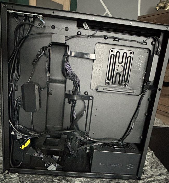 Komputer Gamingowy Ryzen 5 3600 • RTX 2060 6GB  AIO Arctic 240