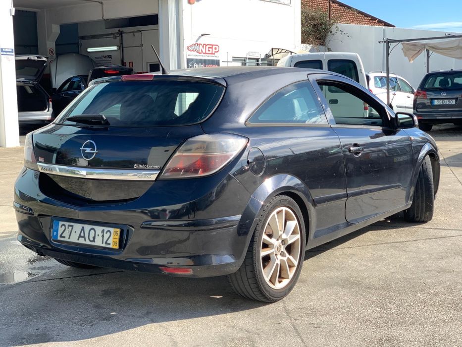 Opel astra gtc sport (1.9 cdti 150 cv)