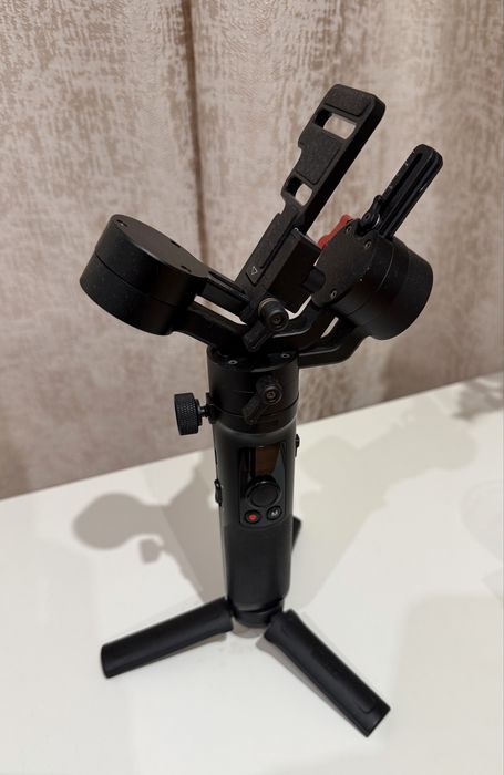 Gimbal zhiyun crane m2