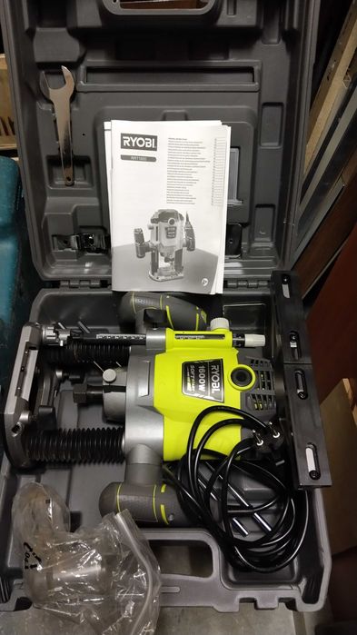 фрезер ryobi rrt1600