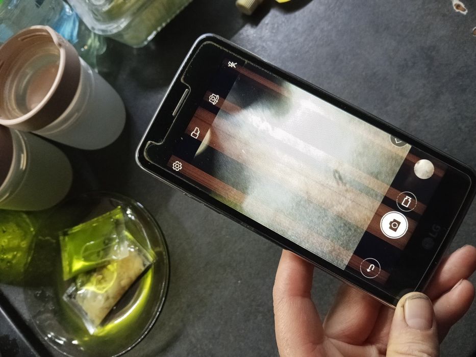 Telefon LG  K8 niesprawny