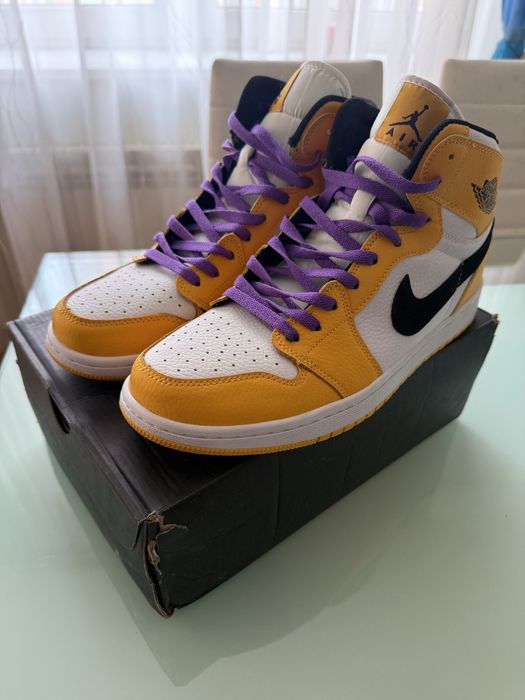 Nike Jordan retro 1 mid
