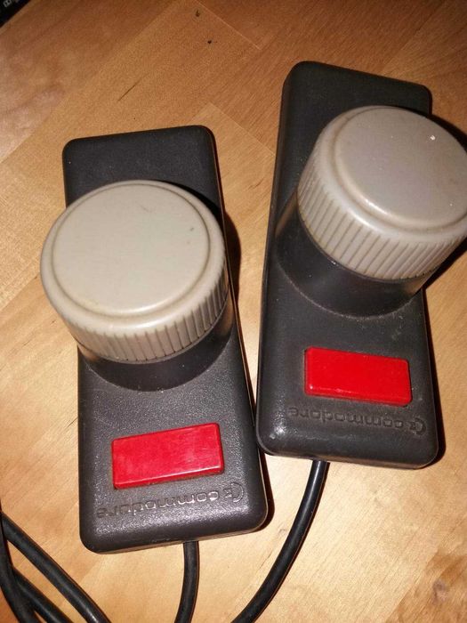 Comando para Commodore, 2 jogadores. Anos 80