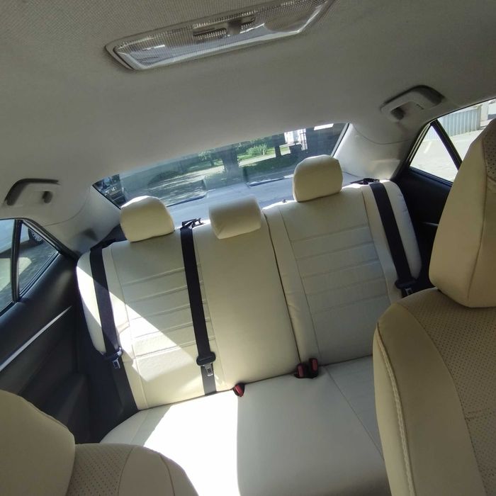 Автомобiль Тойота Корола