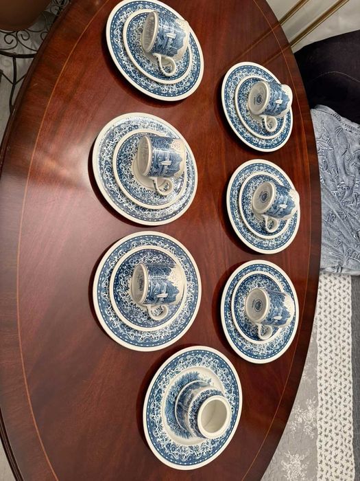 Красивый чайно-кофейный сервиз Villeroy&Boch"Blue Castle"20 предметов.